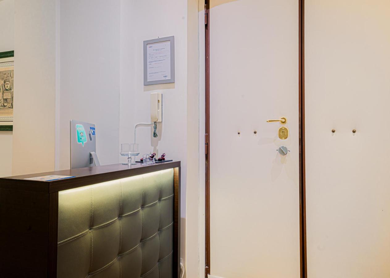 Capitals Luxury River Hotel Rome Exterior photo